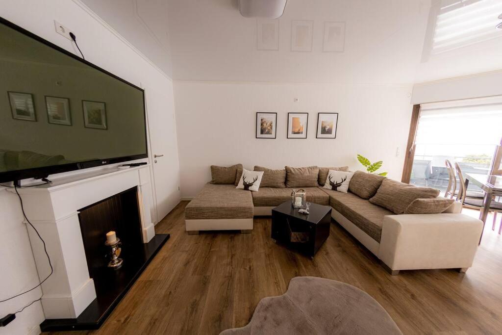 Wohnung Hirschhoehe Im Taunus 노이안스파흐 외부 사진