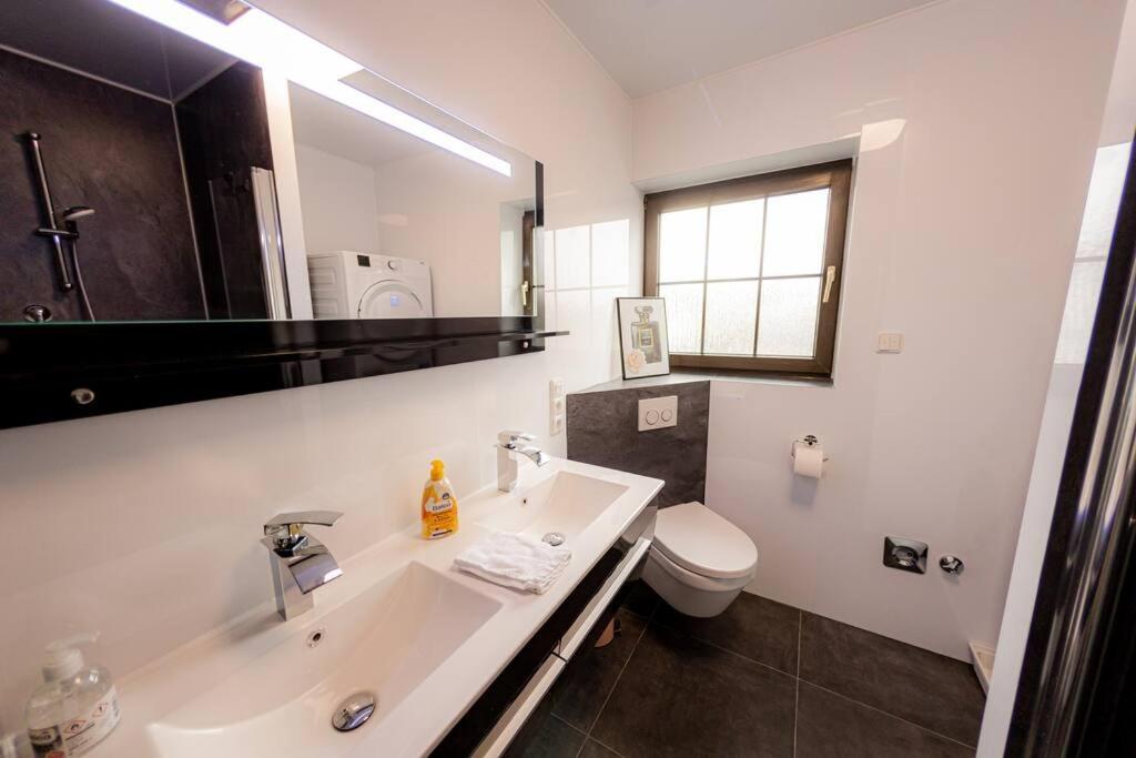 Wohnung Hirschhoehe Im Taunus 노이안스파흐 외부 사진